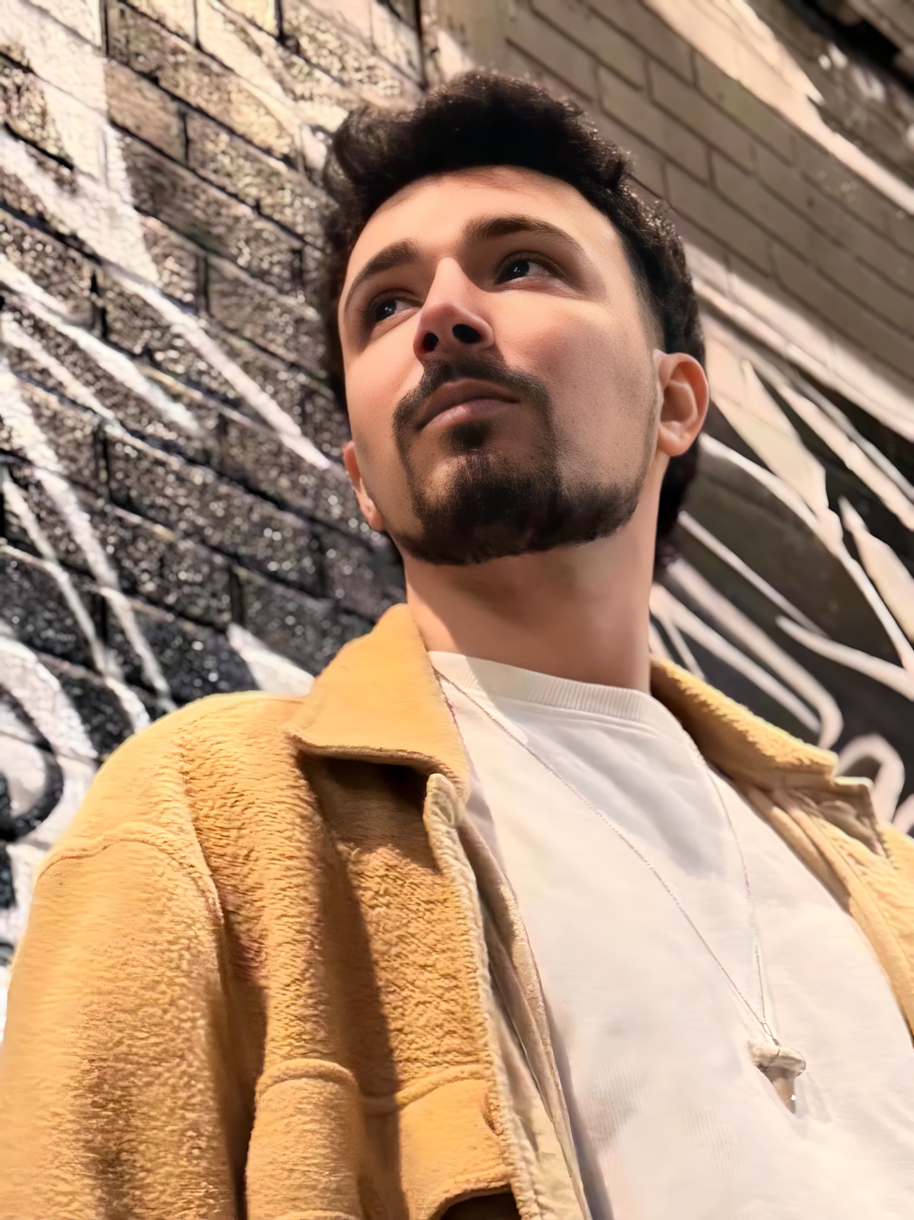 WaveZ portrait — looking up
